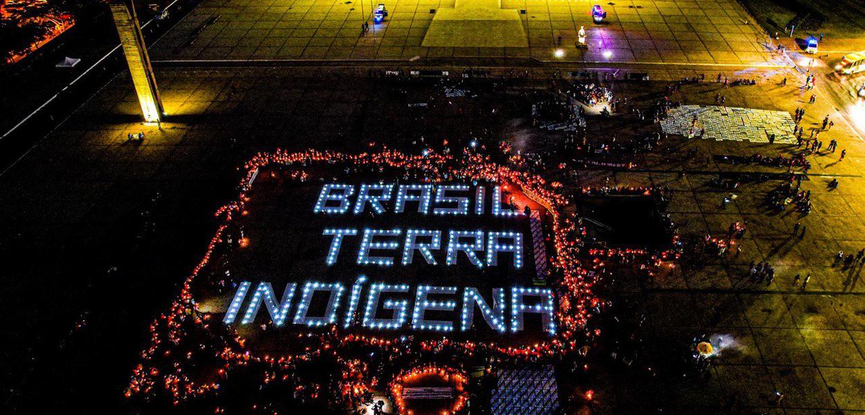 Acampamento pela Vida dos povos indígenas em Brasília