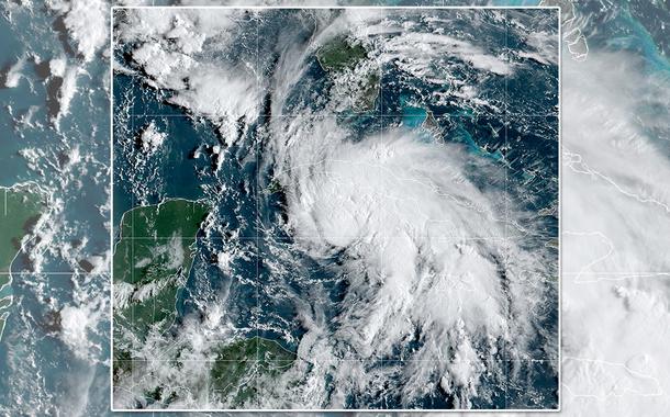 Imagem de satélite da tempestade tropial Ida 27/08/2021