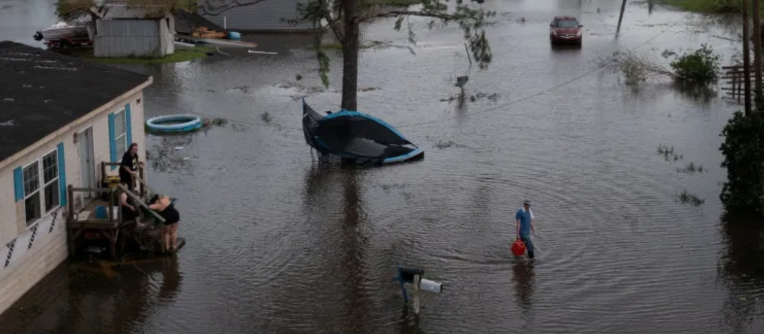 Devastação causada pelo furacão Ida em Cut Off, Luisiana
