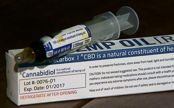 Atualmente, medicamento a base de canabidiol precisa ser importado com autorização da Anvisa.