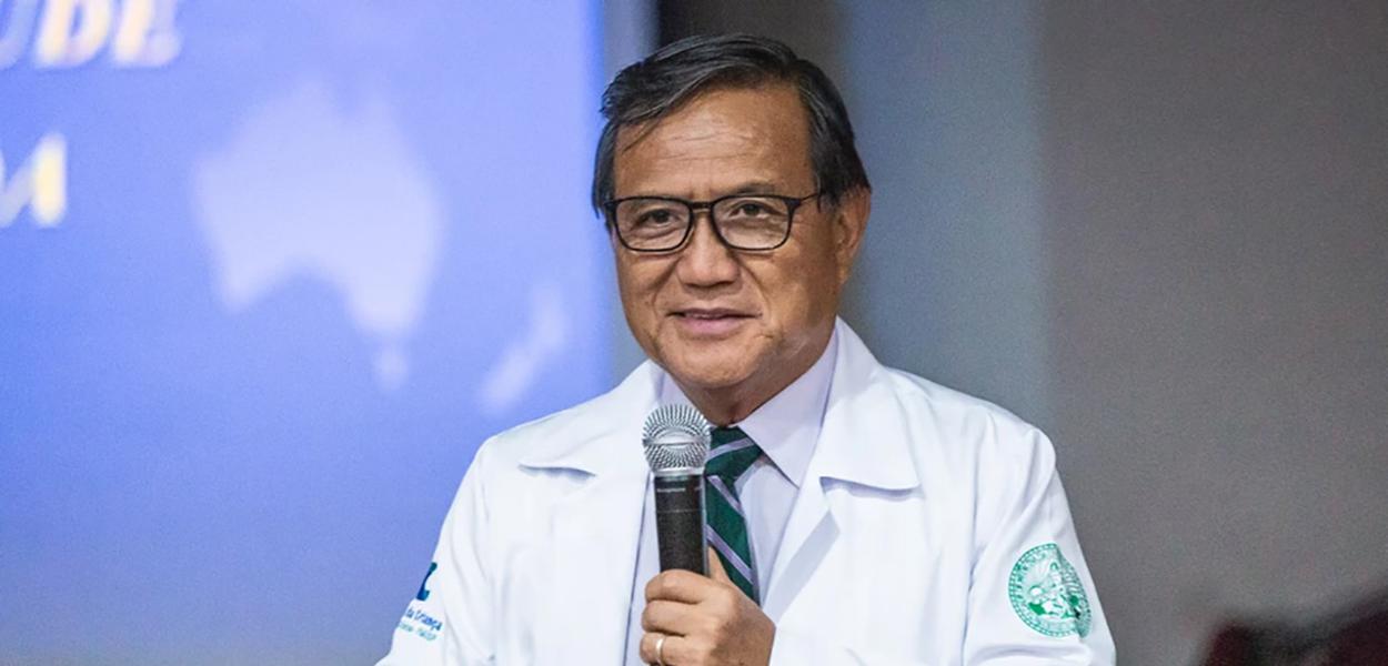 Médico Anthony Wong