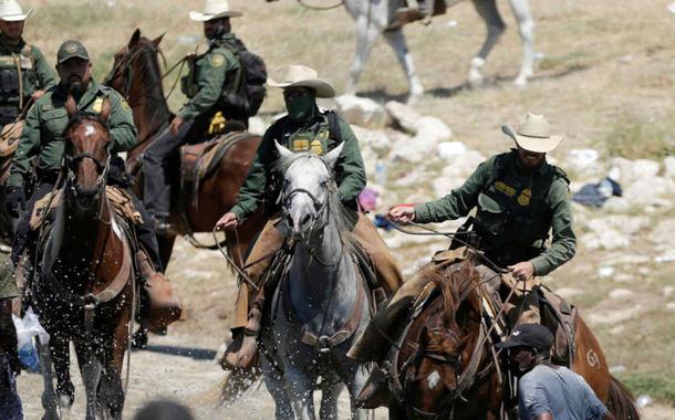 Haitianos foram agredidos e expulsos na fronteira entre os Estados Unidos e México