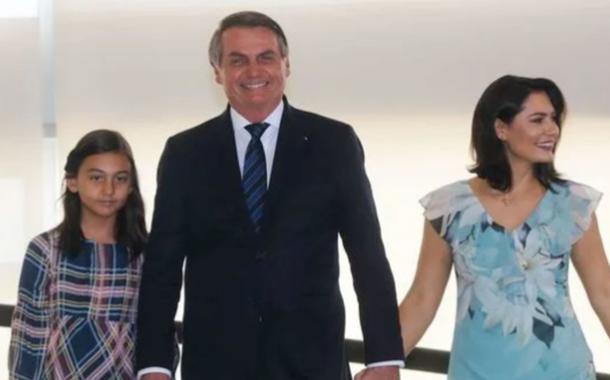 Laura, Jair e Michelle Bolsonaro