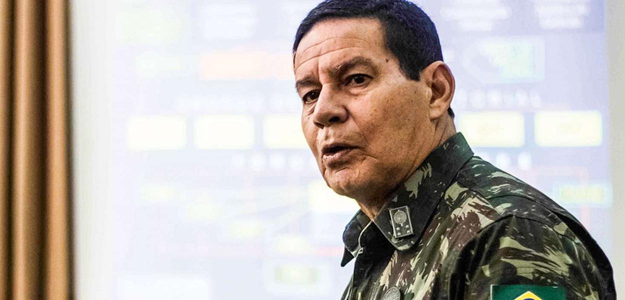 General Hamilton Mourão