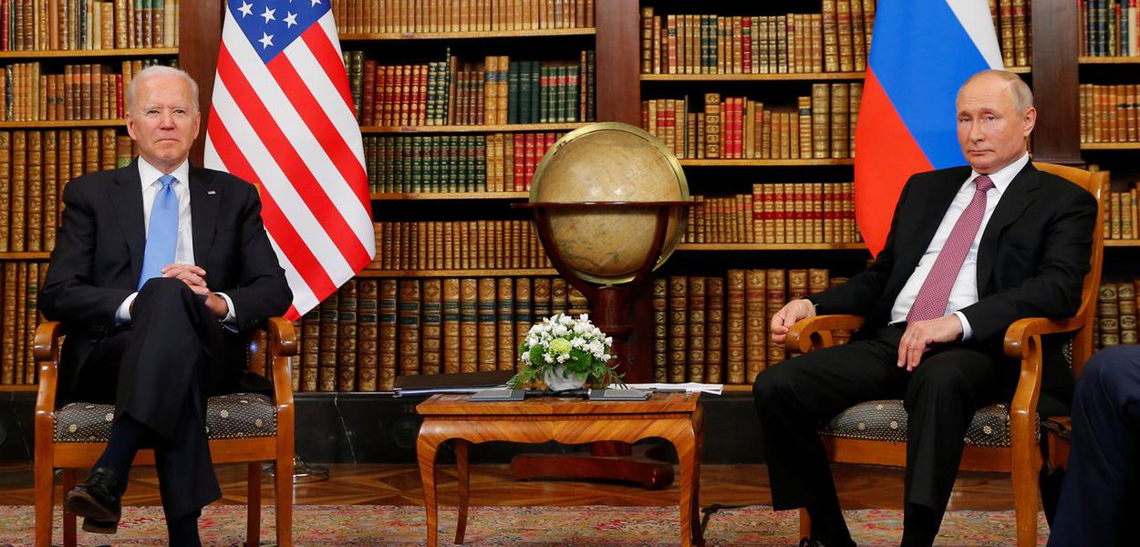 Presidente dos EUA, Joe Biden, e presidente da Rússia, Vladimir Putin
16/06/2021
REUTERS/Denis Balibouse