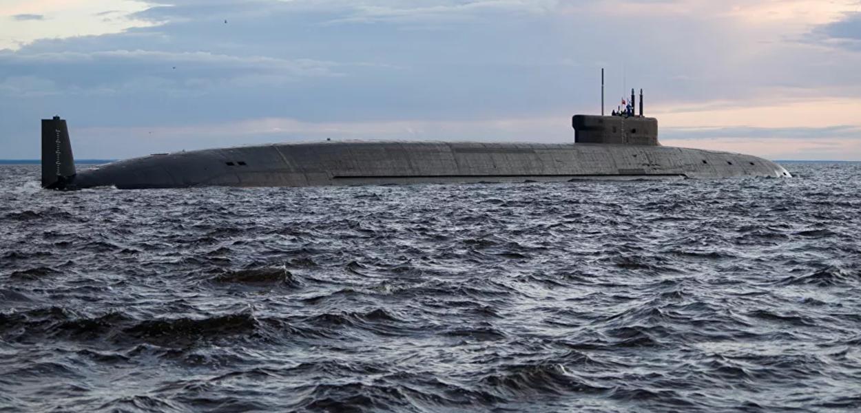 Submarino nuclear Knyaz Vladimir, na base naval de Severodvinsk