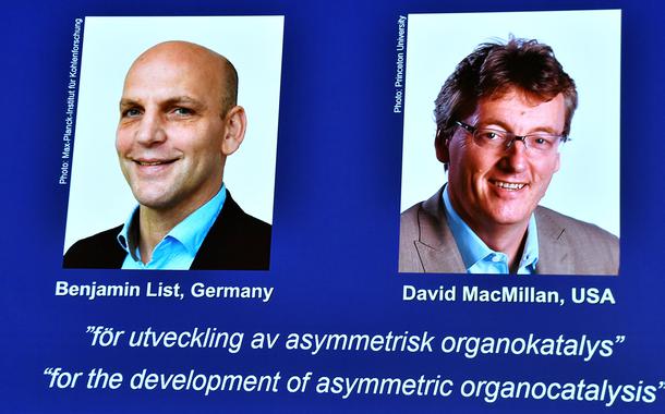 Anúncio dos vencedores do Prêmio Nobel de Química de 2021 em Estocolmo