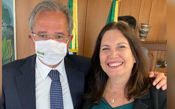 Paulo Guedes e Bia Kicis