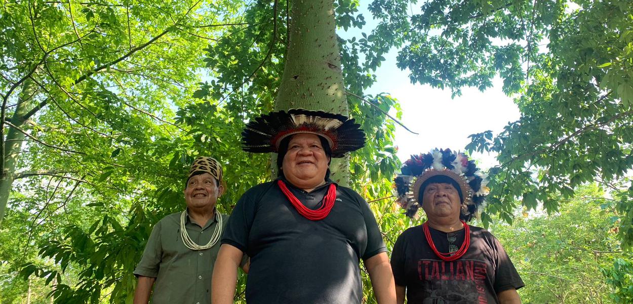 Irmãos Mopiry, Almir e Agamenon Surui
