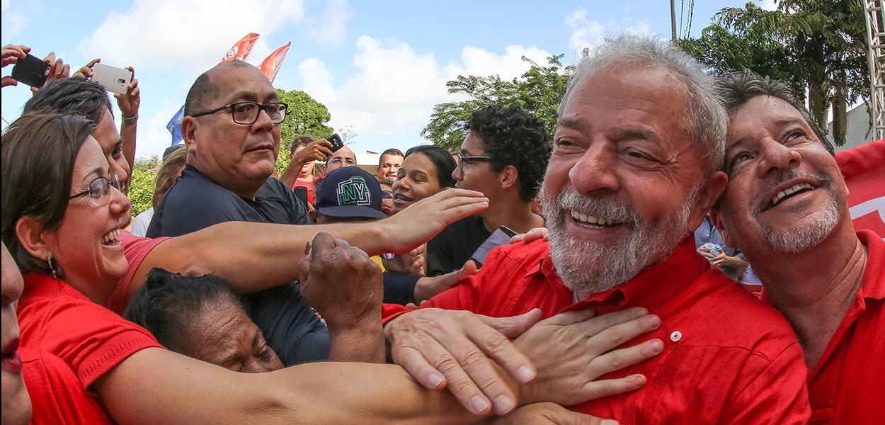Como é bom estar do lado do povo brasileiro