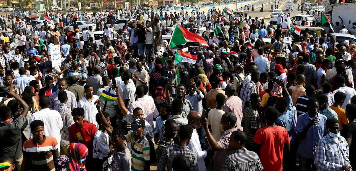 Manifestantes no Sudão