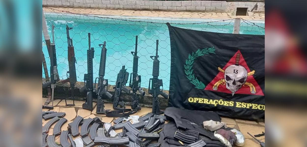 Armas apreendidas durante a operação