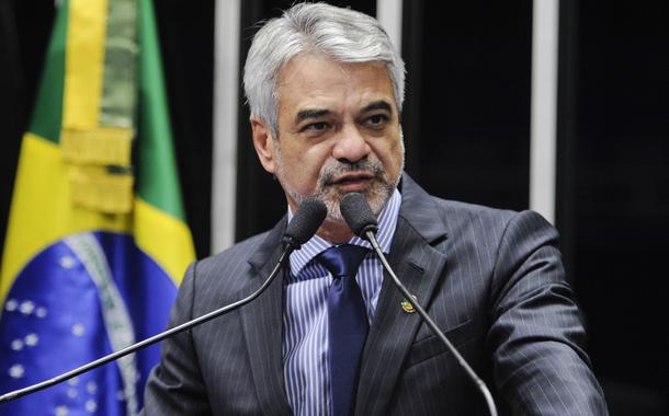 Senador Humberto Costa (PT-PE)