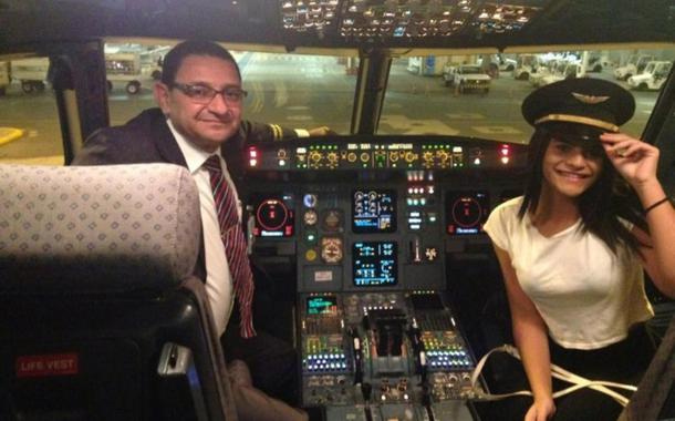 Piloto Geraldo Medeiros Jr. e a filha mais velha, Vitória Medeiros, de 19 anos