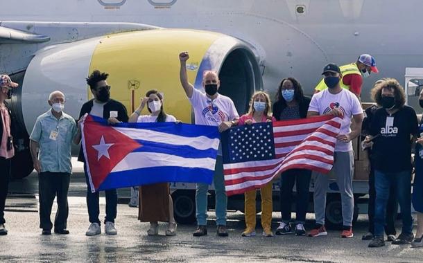 Ação foi encabeçada pelos movimentos CodePink, People’s Forum de Nova York e o movimento cubano Puentes de Amor
