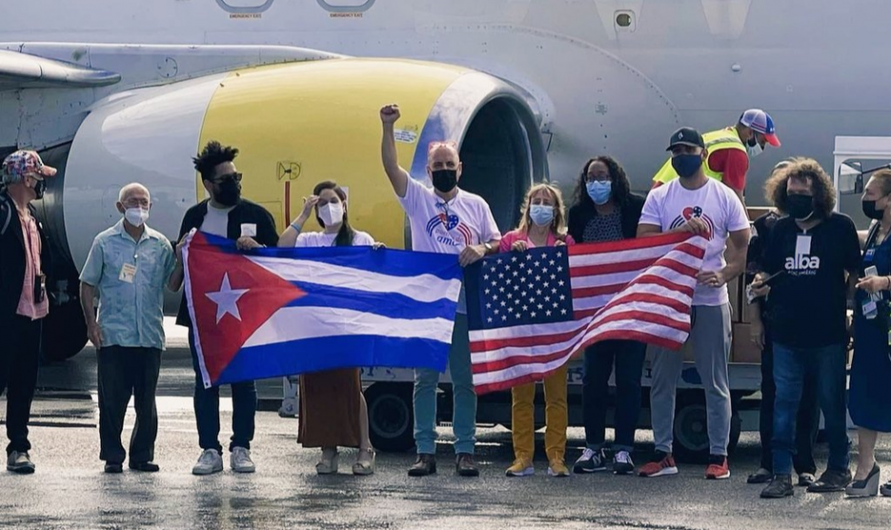 Ação foi encabeçada pelos movimentos CodePink, People’s Forum de Nova York e o movimento cubano Puentes de Amor