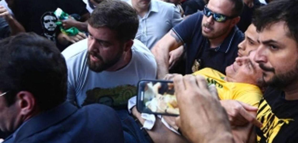 A suposta facada em Juiz de Fora