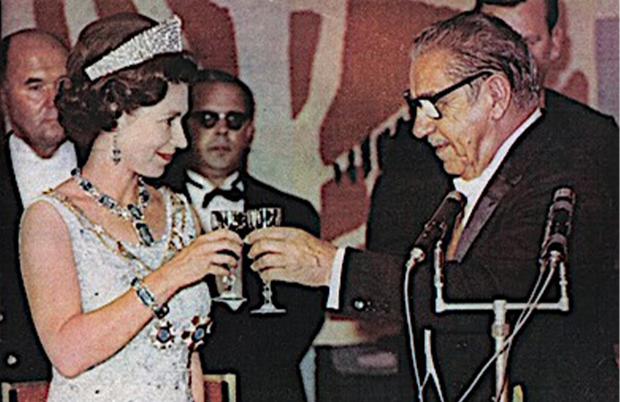 Rainha Elizabeth II encontra-se com Costa e Silva