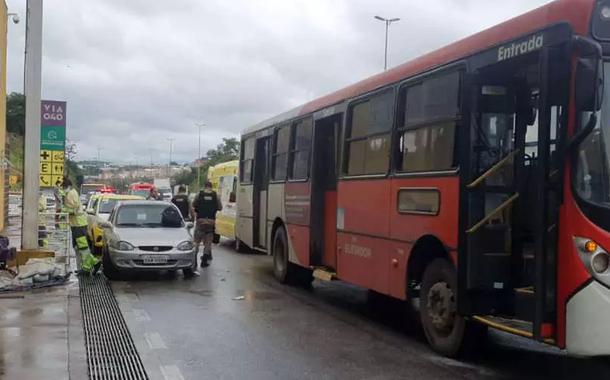 Atentado com faca em Contagem (MG)