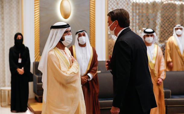 Bolsonaro se encontra com o Emir de Dubai