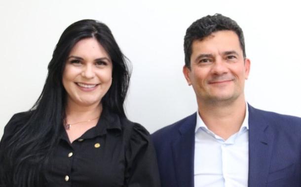 Professora Dayane Pimentel e Sergio Moro