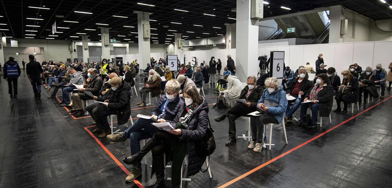 Centro de vacinação na Alemanha