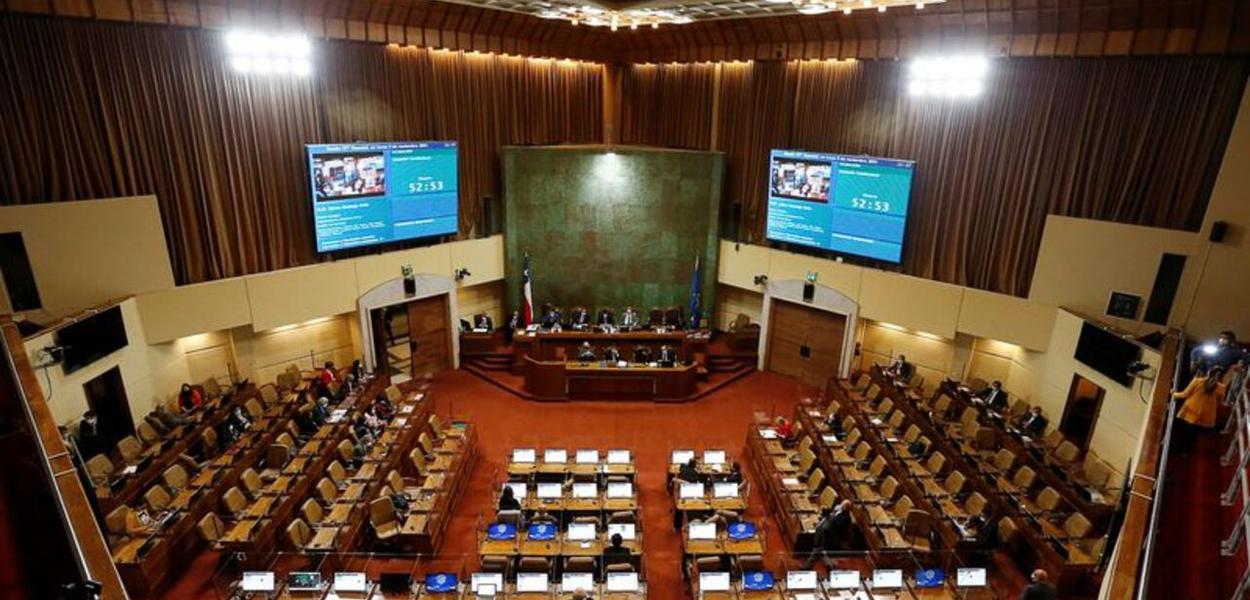 08/11/2021
REUTERS/Rodrigo Garrido - Congresso chileno