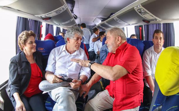 19/03/2017- Monteiro- PB, Brasil- Os ex-presidentes Lula e Dilma Rousseff viajam para Monteiro-PB  ao lado do governador Ricardo Coutinho