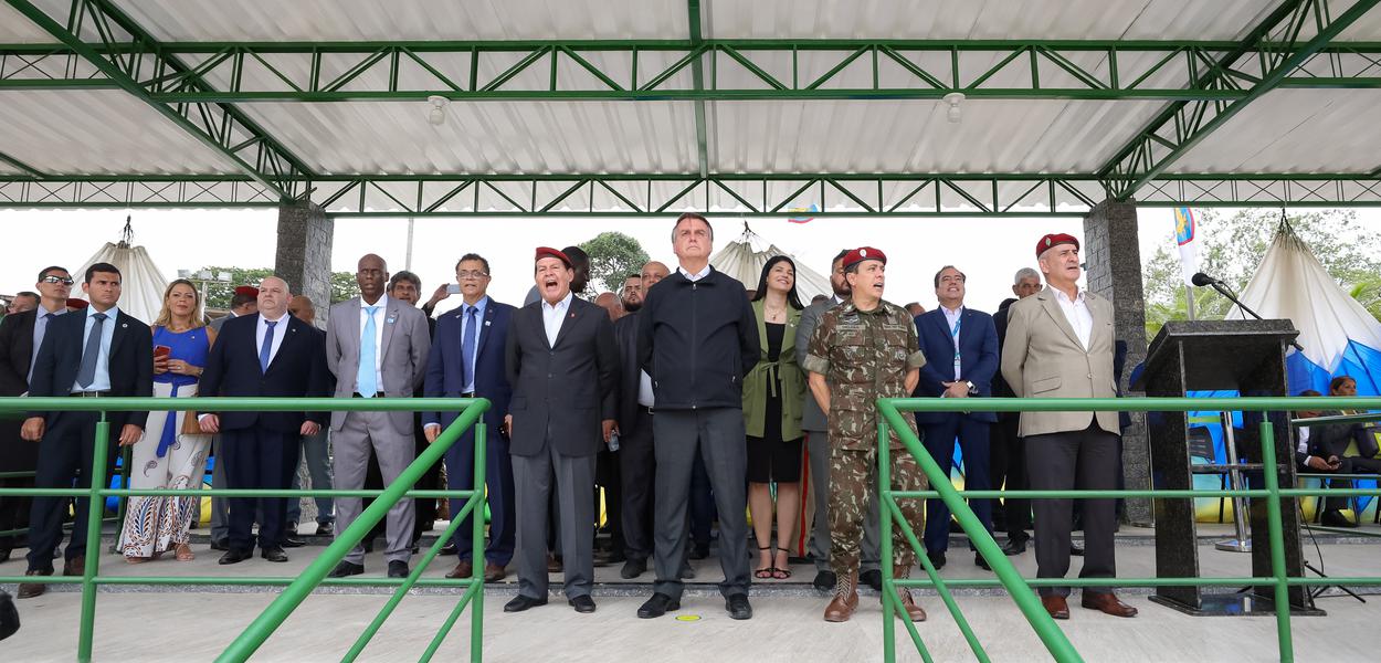 Hamilton Mourão, Jair Bolsonaro e Luiz Eduardo Ramos