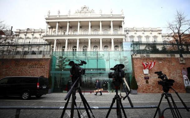 Palais Coburg, em Viena, onde se desenrolam as conversações sobre o acordo nuclear  com o Irã