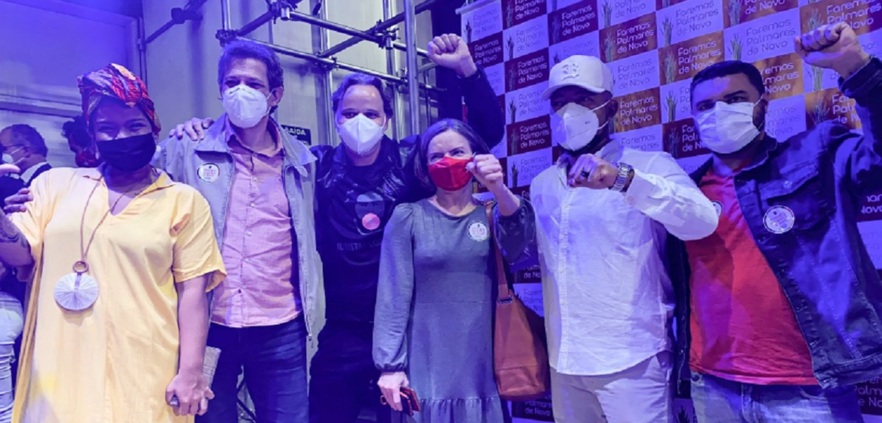 Douglas Belchior se filia ao PT