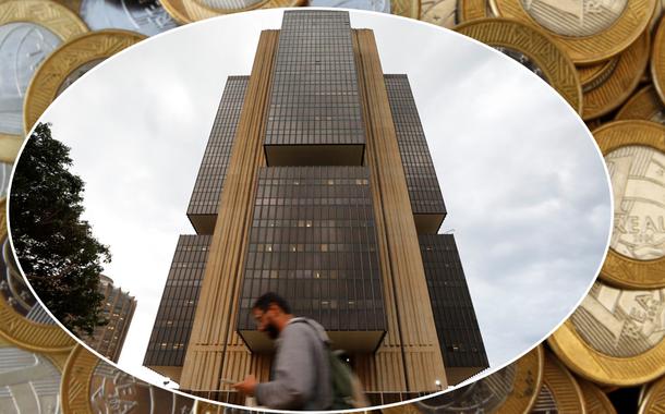 Fachada do Banco Central e moedas de reais ao fundo