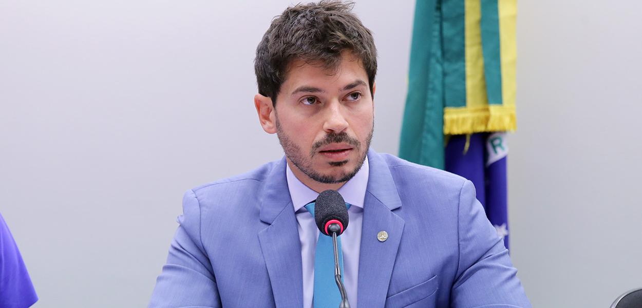 Júnior Bozzella