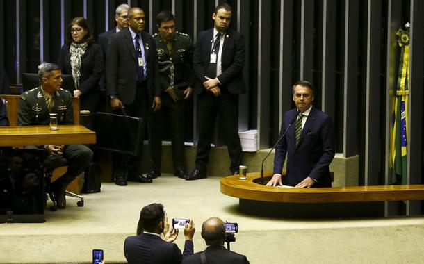 O presidente Jair Bolsonaro na Câmara dos deputados.