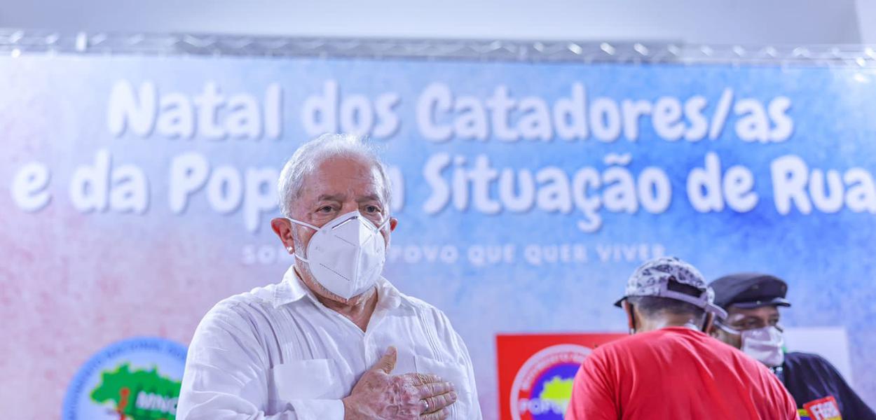 Lula participa do Natal de 2021 com catadores