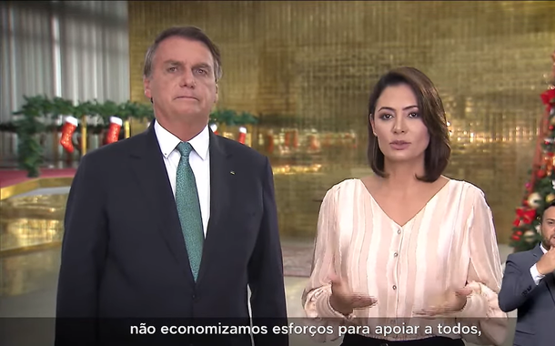 Jair e Michelle Bolsonaro em pronunciamento de Natal