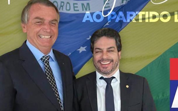 Jair Bolsonaro com Vinícius Gurgel