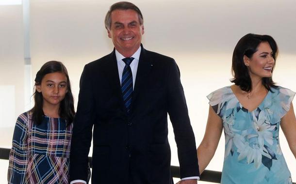 Laura, Jair e Michelle Bolsonaro