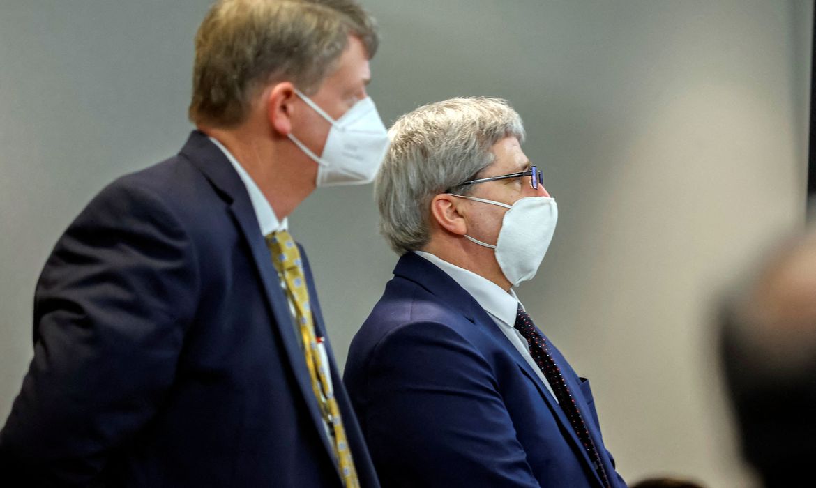 Travis McMichael, Gregory McMichael e William "Roddie" Bryan