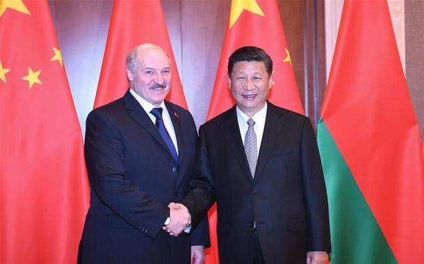 Xi Jinping e Lukashenko