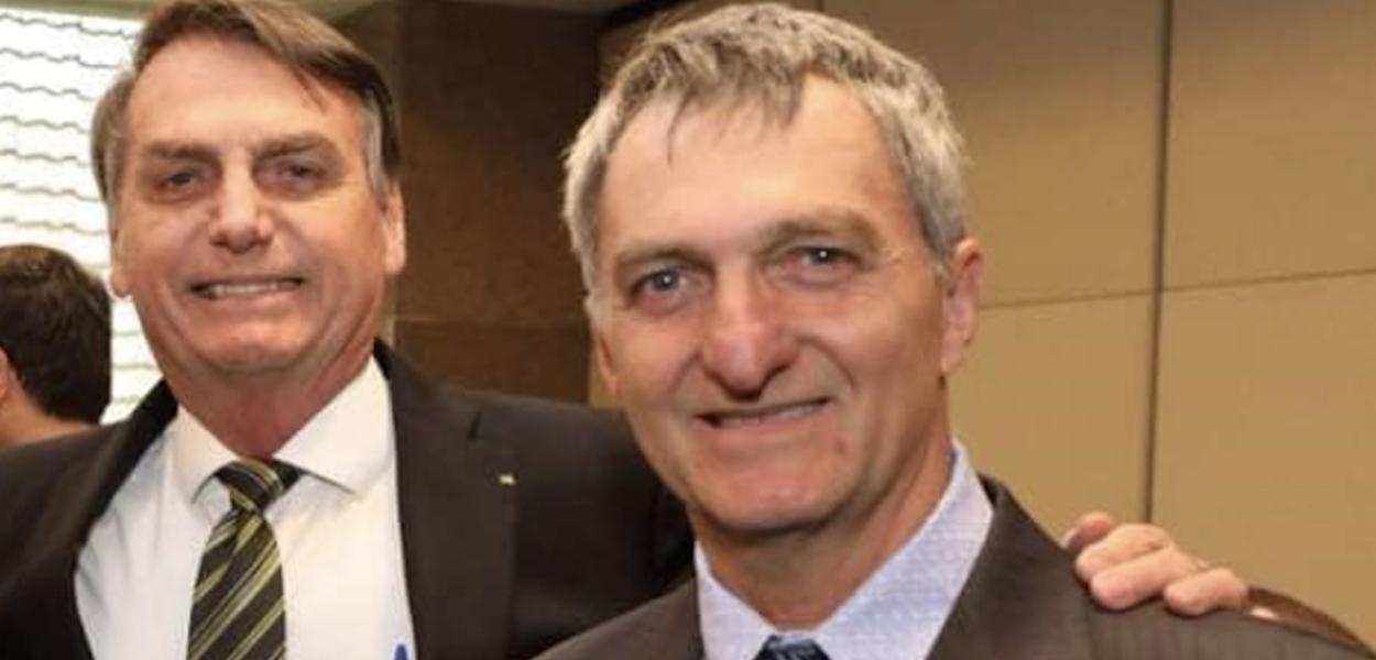 Jair Bolsonaro e Renato Antônio Bolsonaro