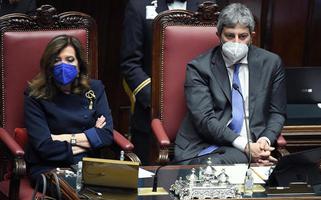 Os mandatários do Senado, Elisabetta Casellati, e da Câmara, Roberto Fico