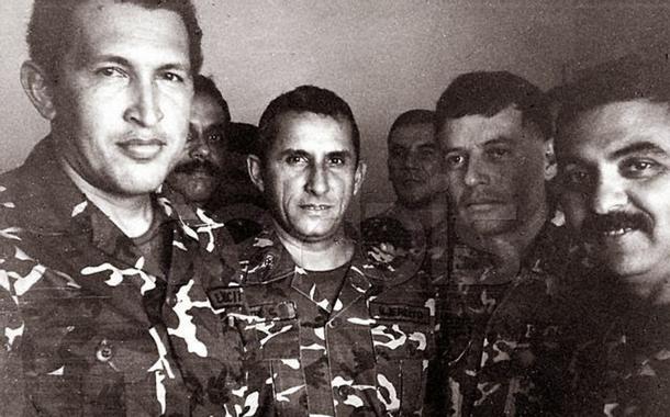 Chávez e correligionários, 4 de fevereiro de 1992