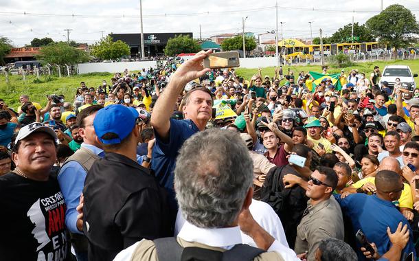 Jair Bolsonaro, durante partida da cidade de Caicó (RN) - 09/02/2022