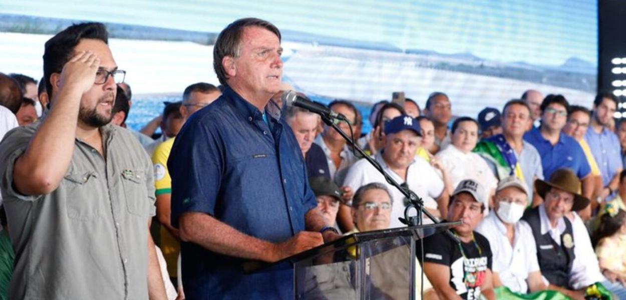 Bolsonaro comete ato ilegal ao fazer campanha antecipada no RN