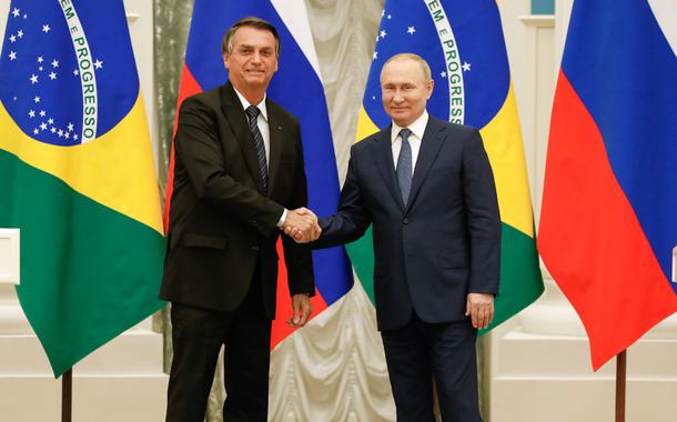 Presidente da República, Jair Bolsonaro acompanhado do Presidente da Federação Russa, Vladmir Putin durante declaração à Imprensa.