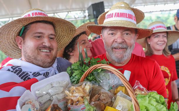 Lula visita a Cooperativa dos Trabalhadores na Agricultura Familiar (Cootraf) em Nova Erechim (SC)