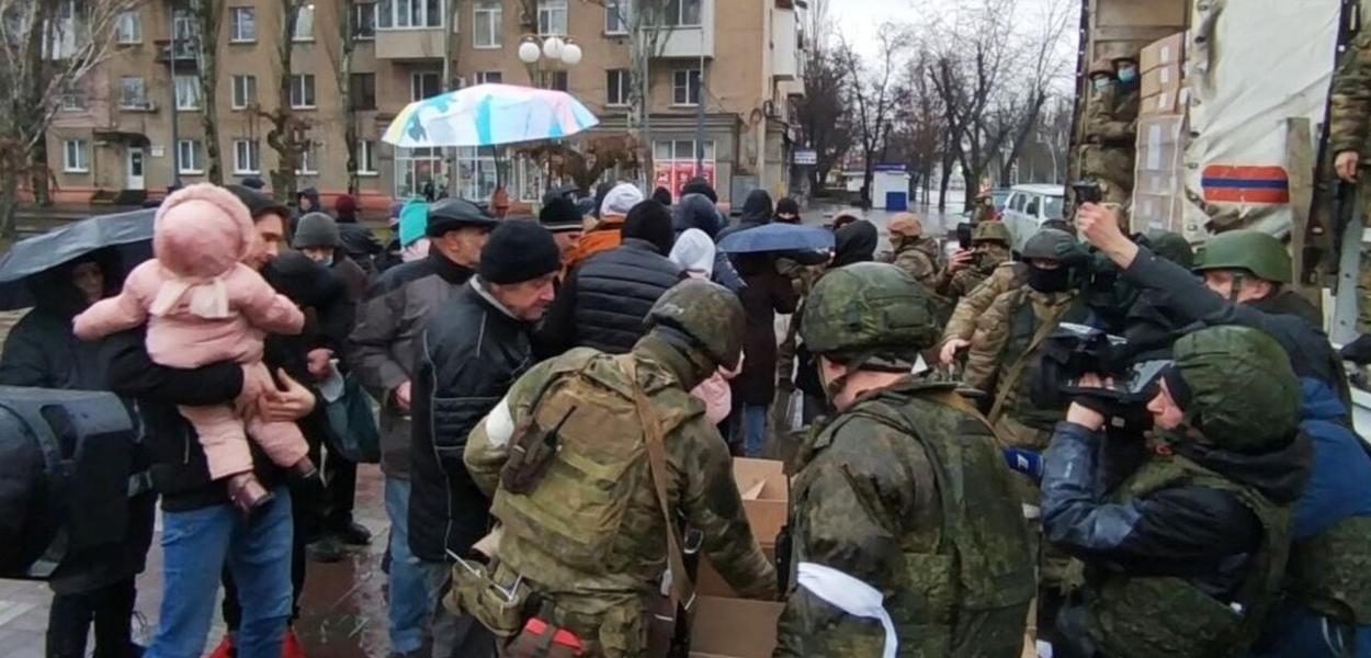 Rússia anuncia cessar-fogo e abertura de corredores humanitários