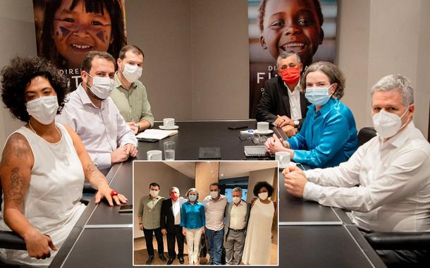 Talíria Petrone, Guilherme Boulos, Juliano Medeiros à esq., José Guimarães (máscara vermelha), Gleisi Hoffmann (azul) e Paulo Teixeira (à dir.)