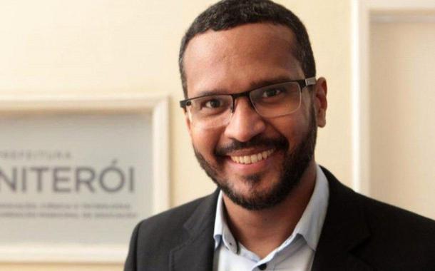 Historiador Vinicius Wu